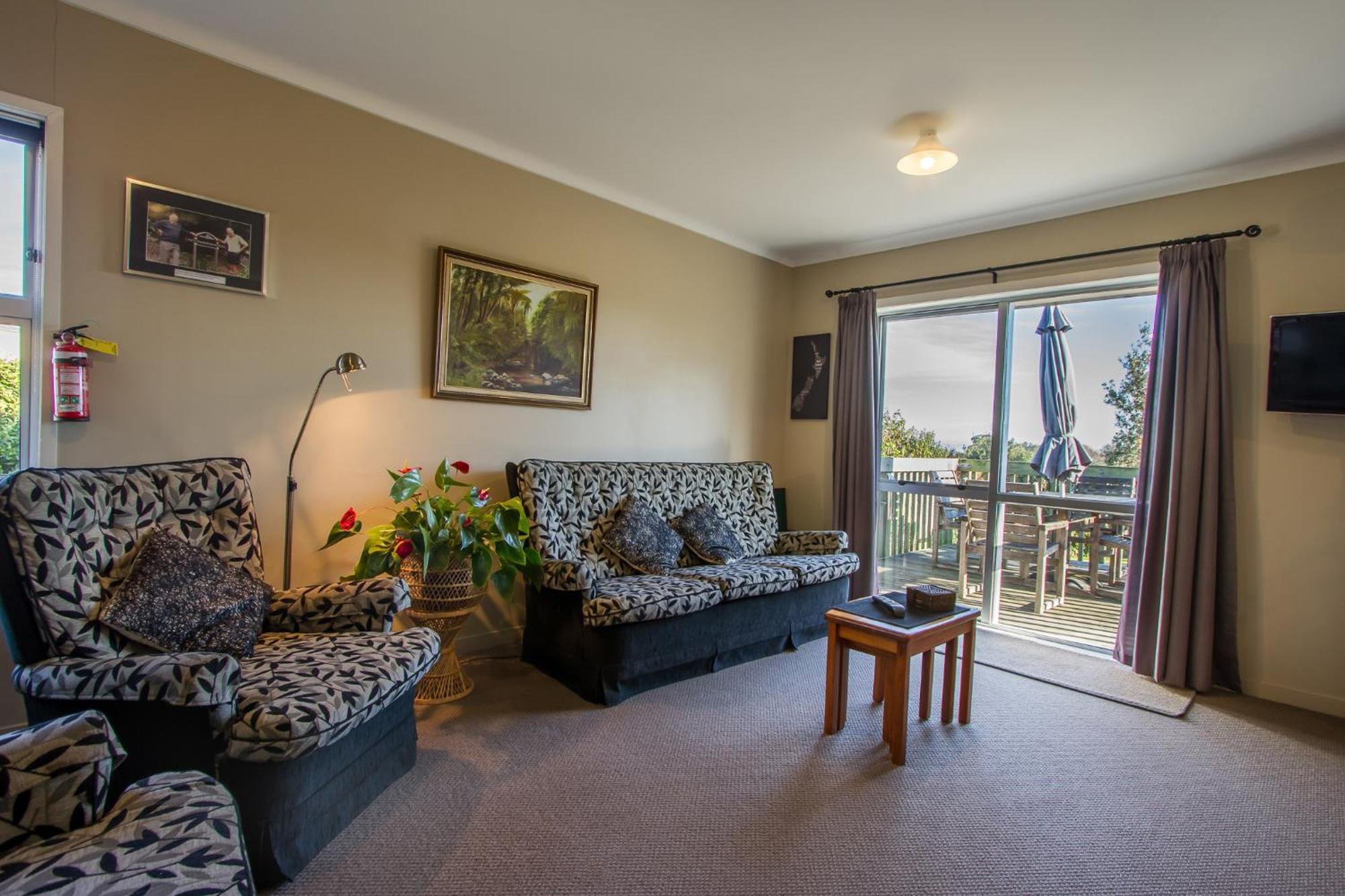 Hotel The Nunnery Te Aroha Esterno foto