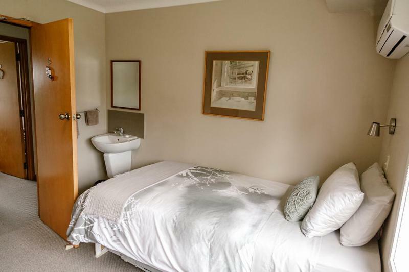Hotel The Nunnery Te Aroha Esterno foto