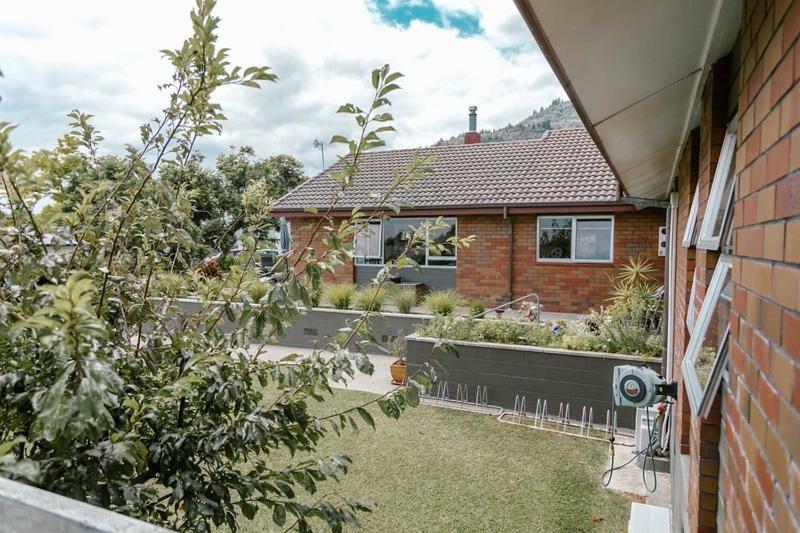 Hotel The Nunnery Te Aroha Esterno foto